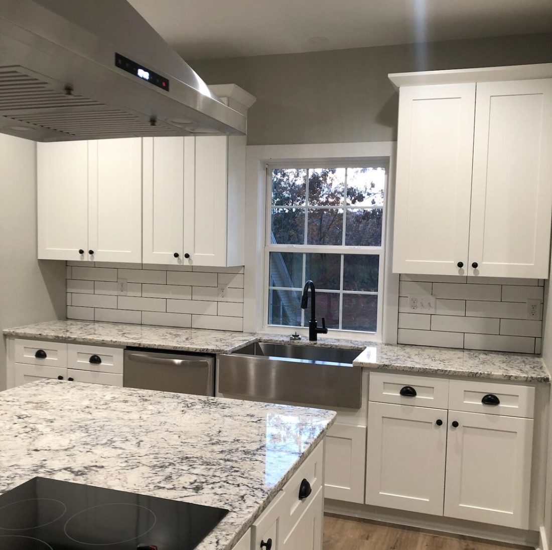 Custom Granite and Cabinets